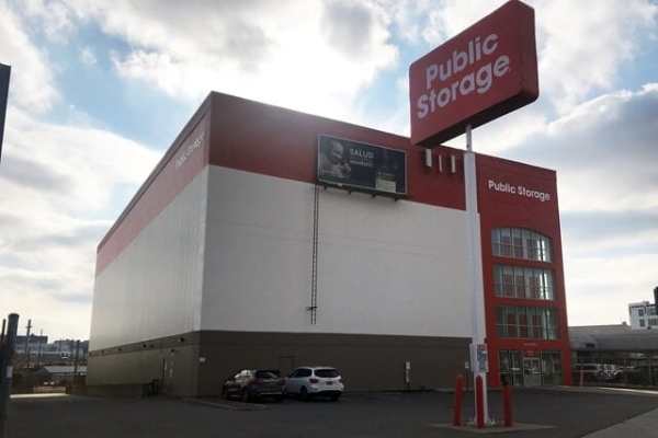 Public Storage - Long Island City - 4102 Northern Blvd