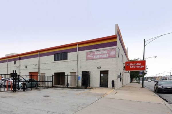 Public Storage - Chicago - 8484 S South Chicago Ave