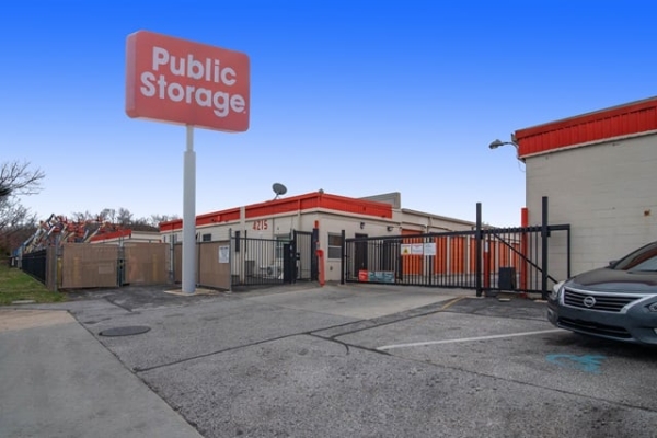 Public Storage - Baltimore - 4215 Shannon Drive