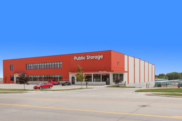 Public Storage - Elkhorn - 20809 Cumberland Dr