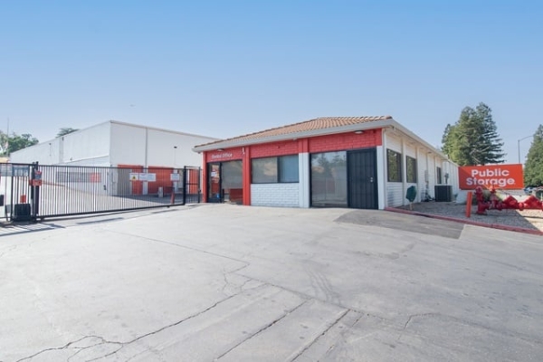 Public Storage - Sacramento - 6433 Verner Ave