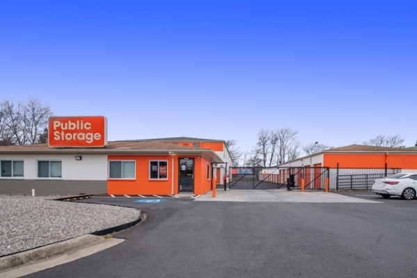 Public Storage - Annandale - 4400 Backlick Road