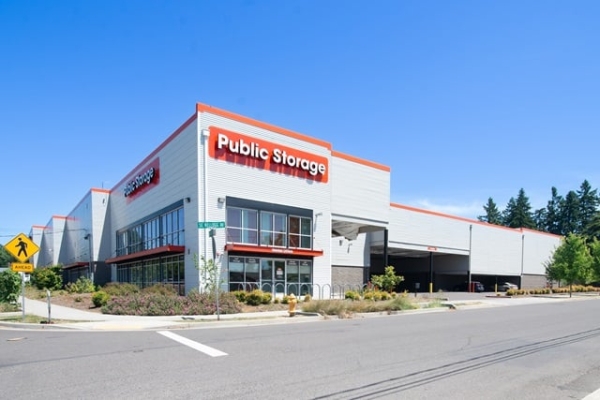 Public Storage - Milwaukie - 3260 SE Oak Grove Bl