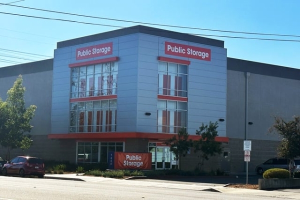 Public Storage - Orange - 1600 N Glassell St