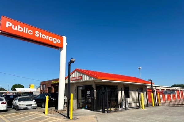 Public Storage - Cypress - 13610 Cypress North Houston Rd