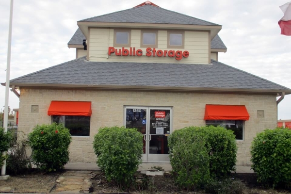 Public Storage - League City - 1250 W. League City Pkwy