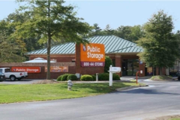 Public Storage - Suwanee - 3550 Peachtree Parkway