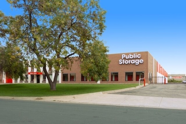 Public Storage - Bloomington - 150 W 81st Street