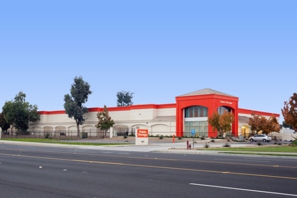 Public Storage - Santa Ana - 4501 W MacArthur Blvd