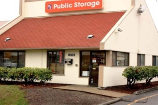 Public Storage - Lynnwood - 18926 Highway 99